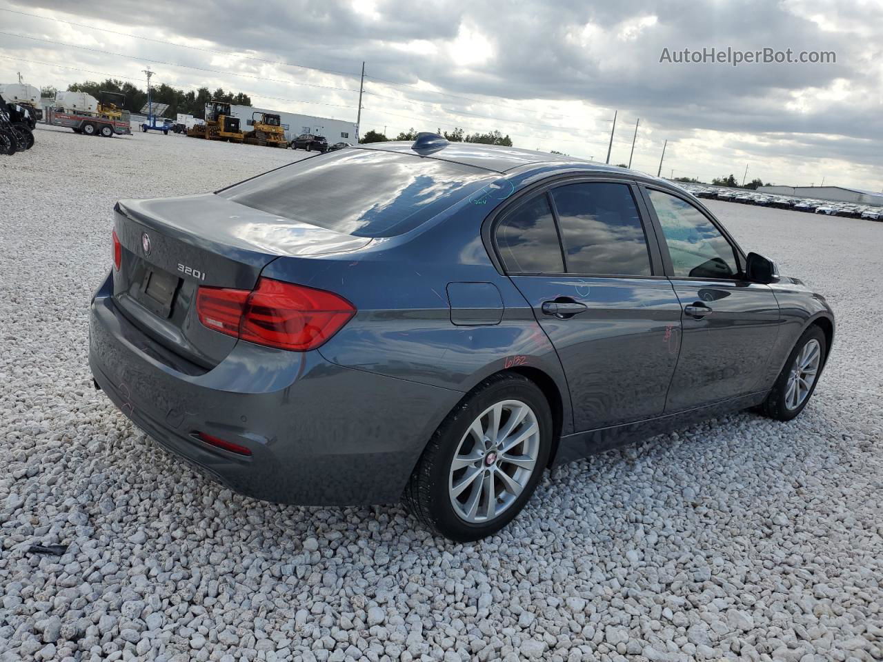 2017 Bmw 320 I Silver vin: WBA8E1G55HNU12504