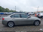 2016 Bmw 320i   Champagne vin: WBA8E1G58GNU12057