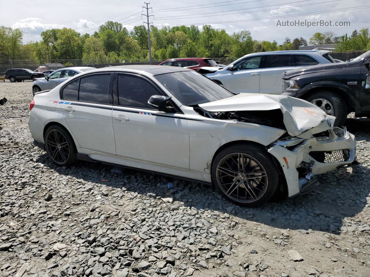 2016 Bmw 328 Xi Sulev Белый vin: WBA8E3G55GNU00010