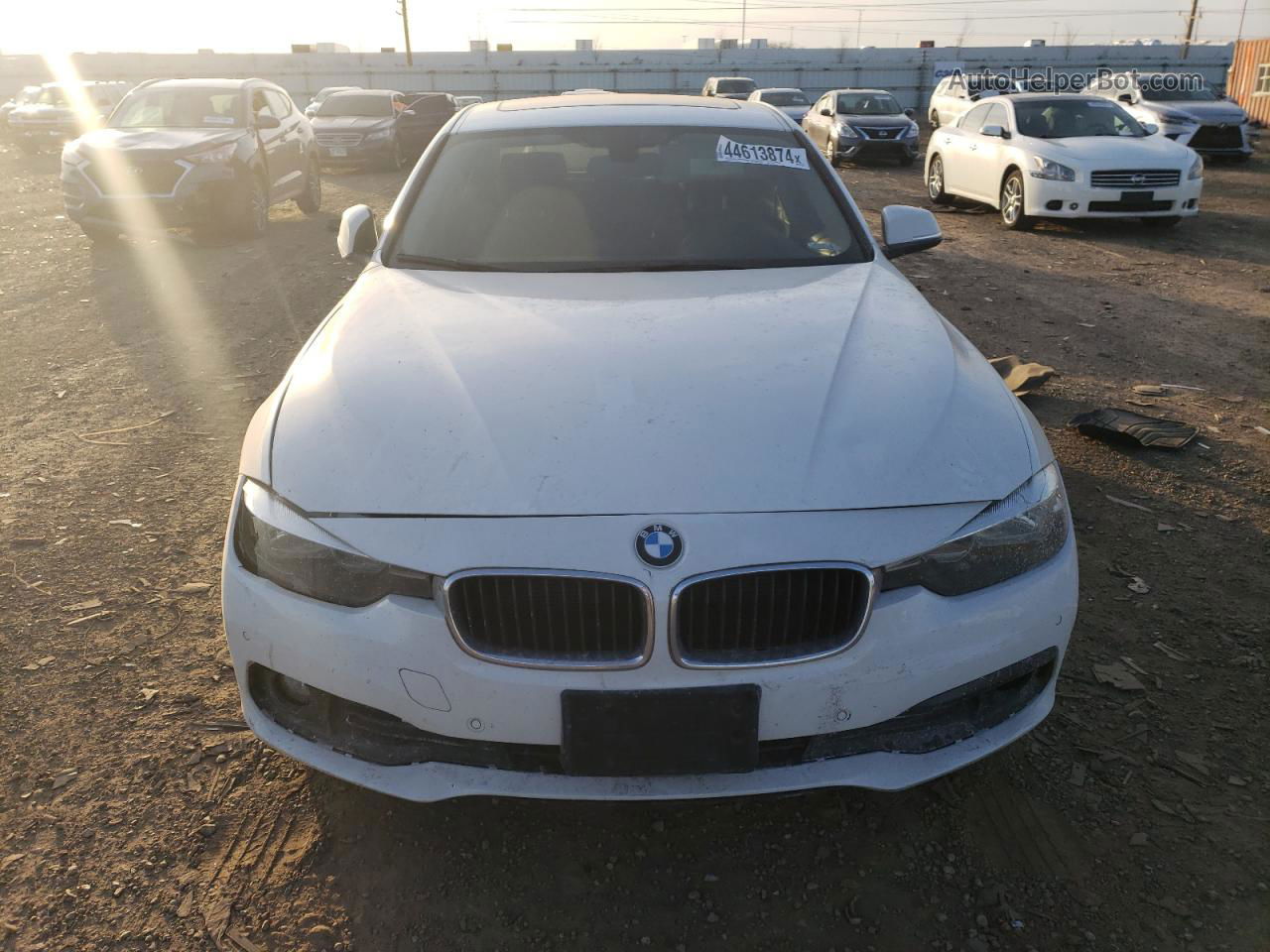 2017 Bmw 320 Xi White vin: WBA8E5G31HNU43903