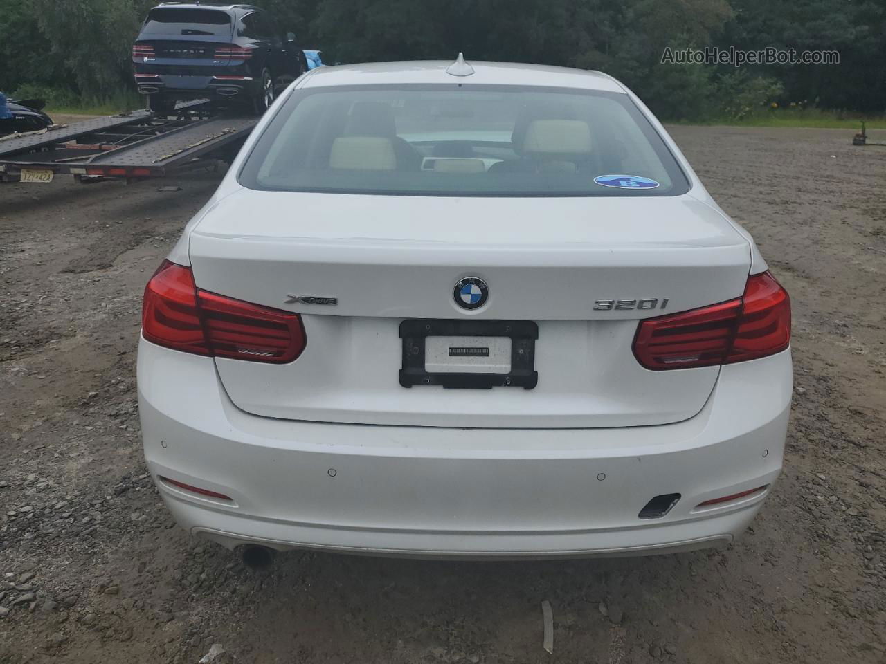 2017 Bmw 320 Xi White vin: WBA8E5G36HNU44321