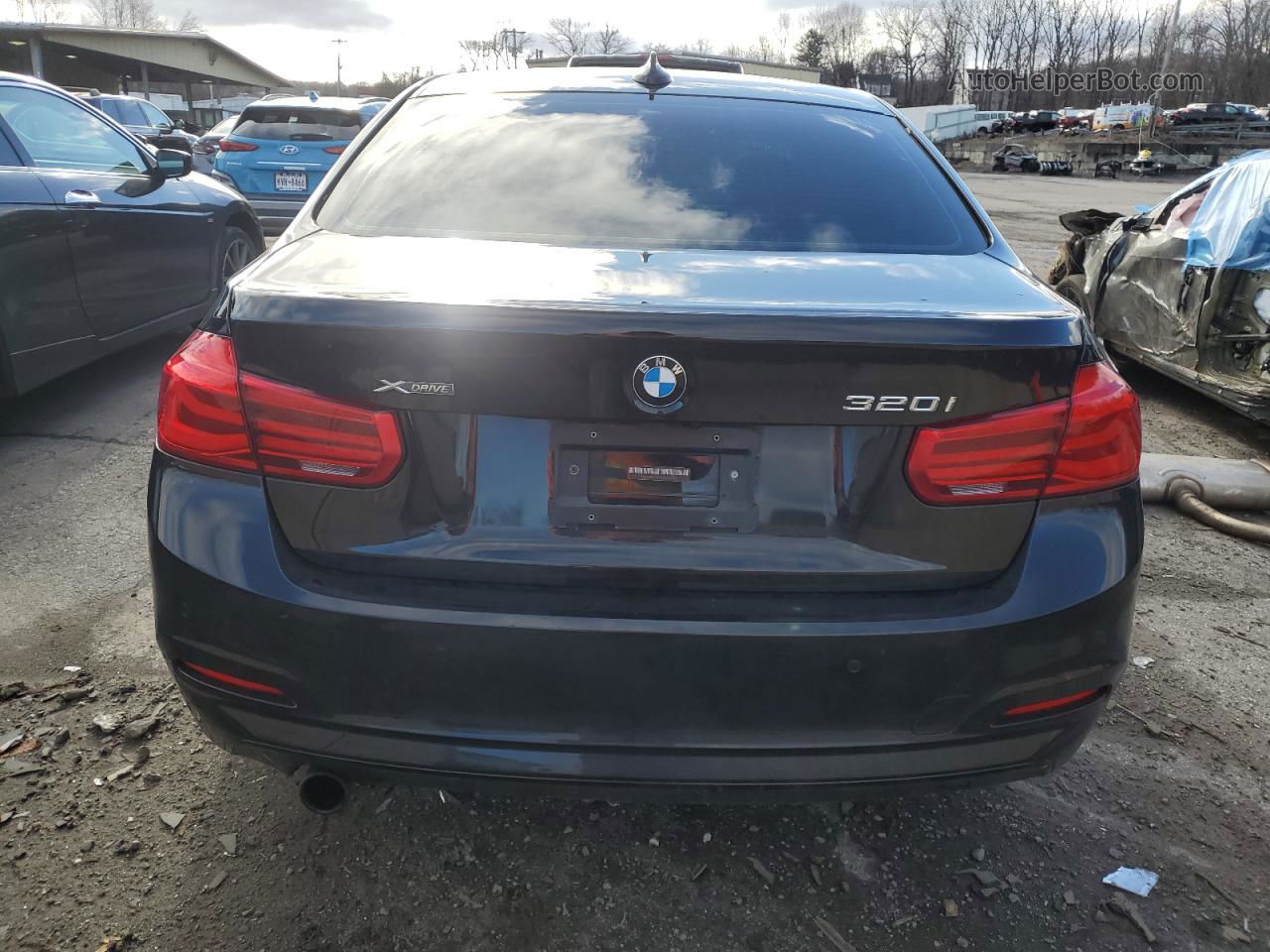 2017 Bmw 320 Xi Черный vin: WBA8E5G37HNU44540