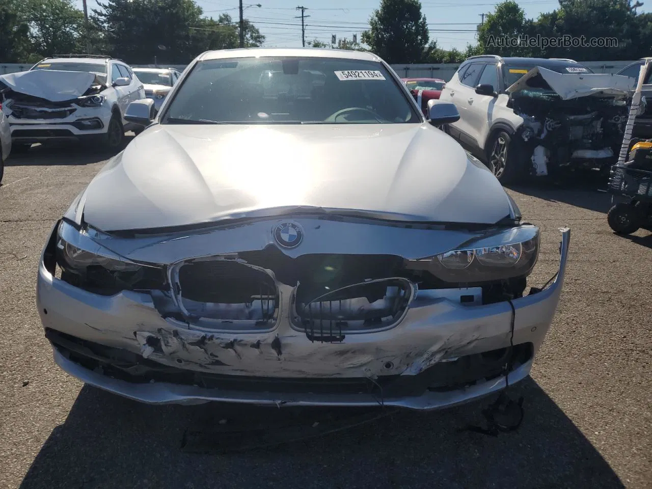 2016 Bmw 320 Xi Silver vin: WBA8E5G51GNU20976