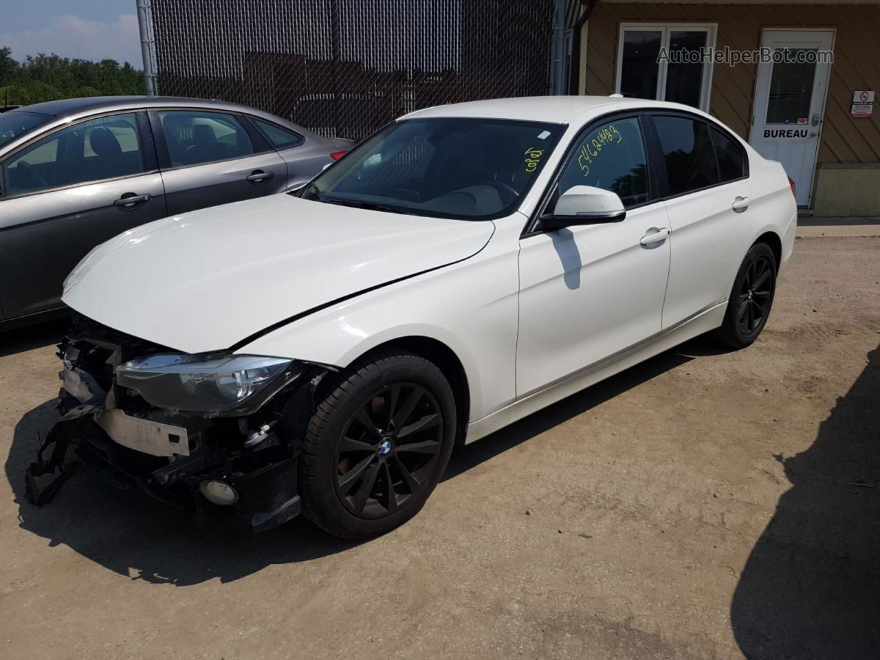 2016 Bmw 320 Xi White vin: WBA8E5G53GNT94932