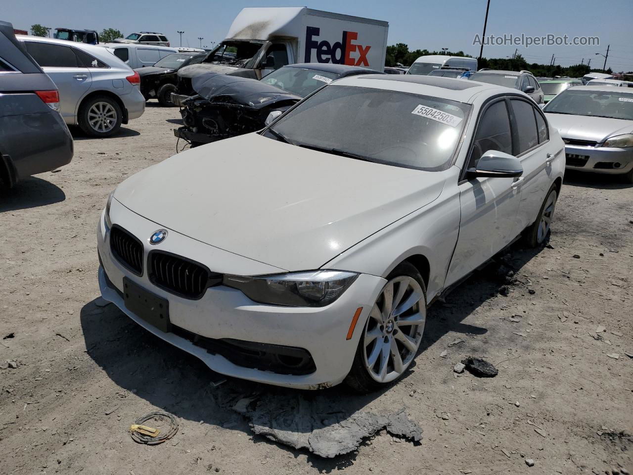 2017 Bmw 320 Xi White vin: WBA8E5G56HNU41484