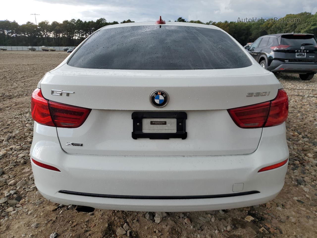 2017 Bmw 330 Xigt White vin: WBA8Z9C37HG827125