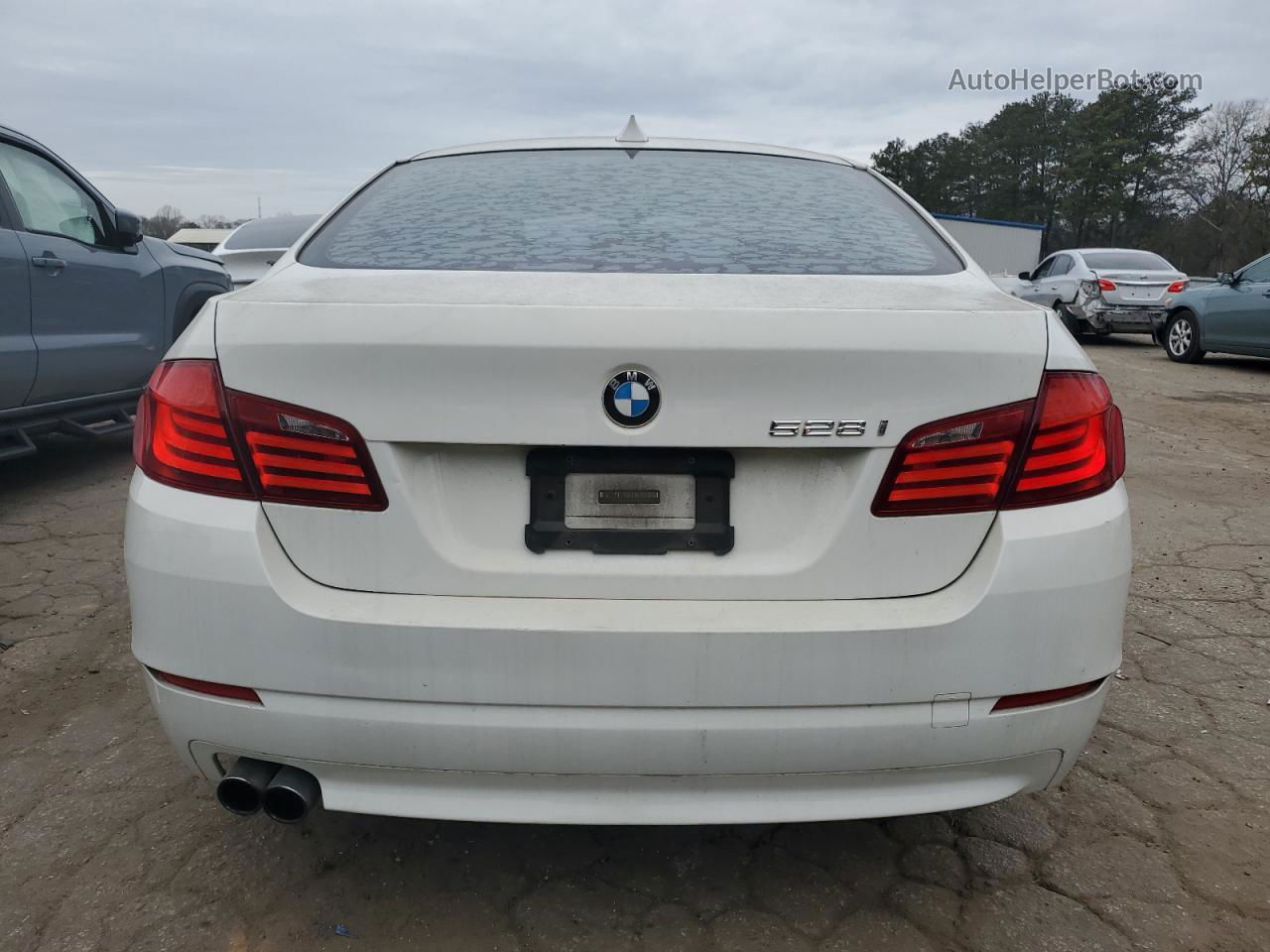 2011 Bmw 528 I Белый vin: WBAFR1C54BC737794