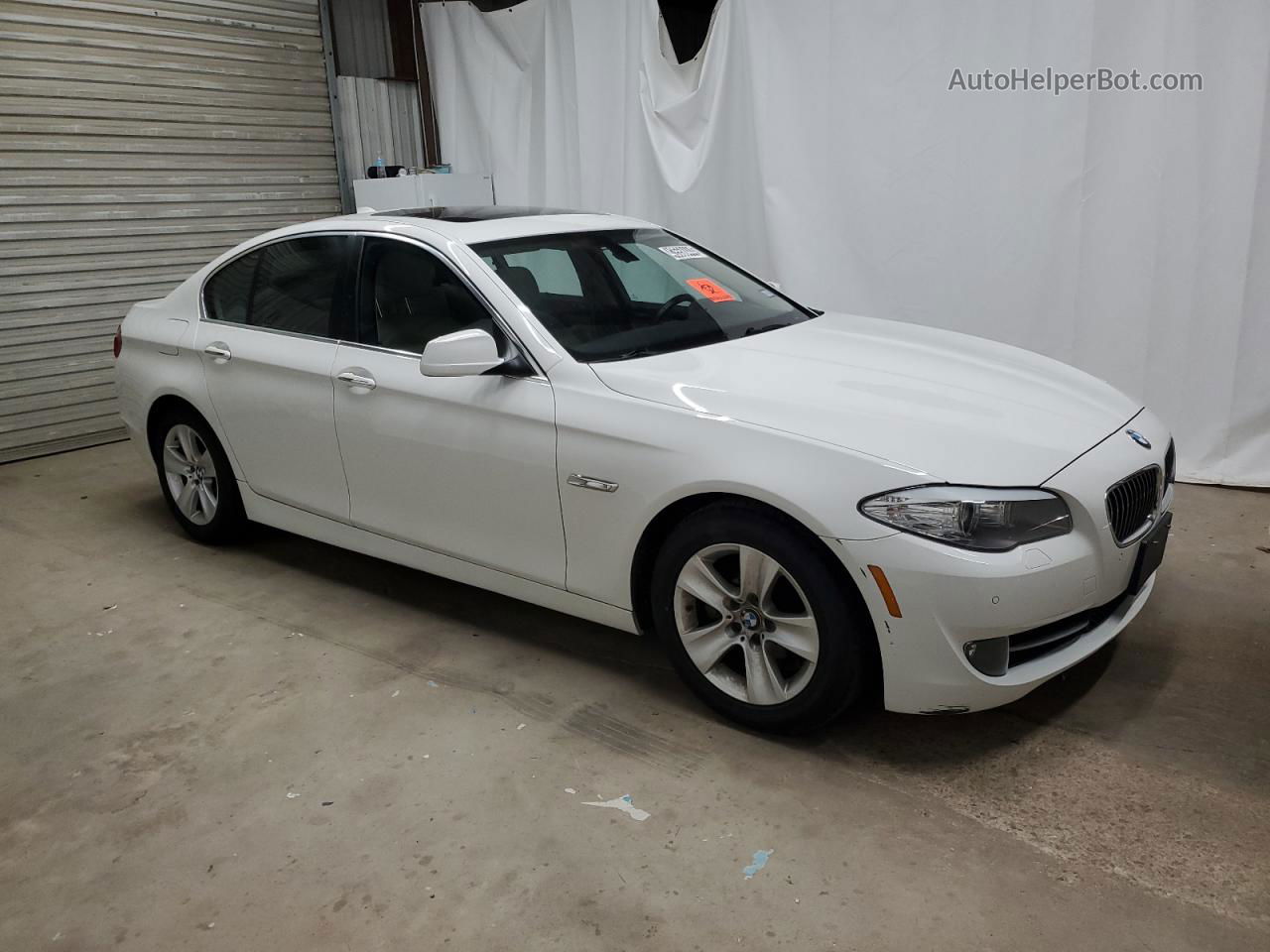 2011 Bmw 528 I White vin: WBAFR1C59BC746605