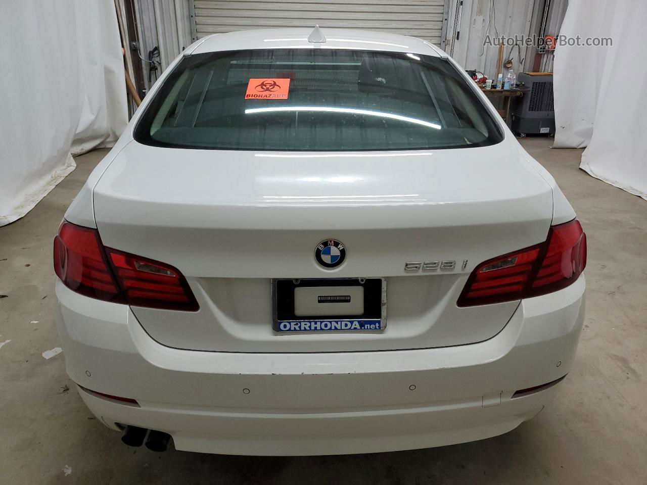 2011 Bmw 528 I White vin: WBAFR1C59BC746605