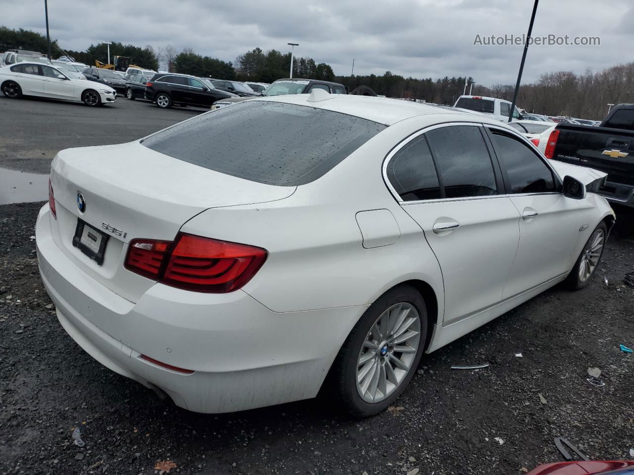 2011 Bmw 535 I White vin: WBAFR7C58BC603051