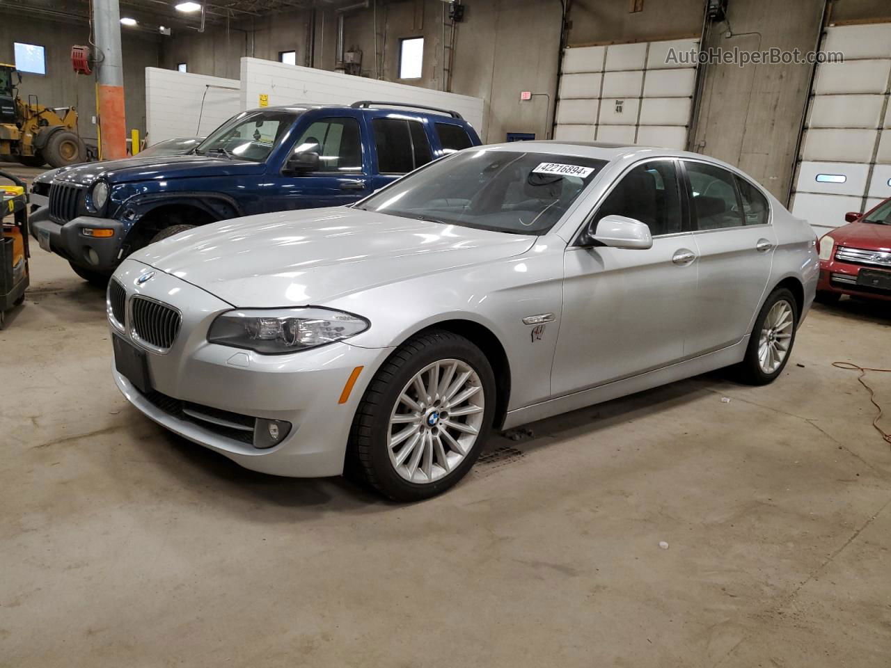 2011 Bmw 535 Xi Серебряный vin: WBAFU7C51BC872099