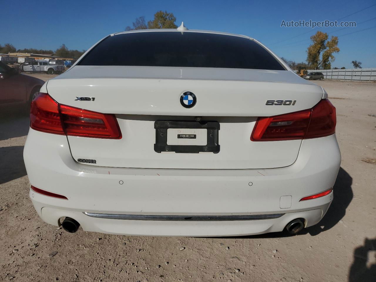 2017 Bmw 530 Xi White vin: WBAJA7C33HG903517