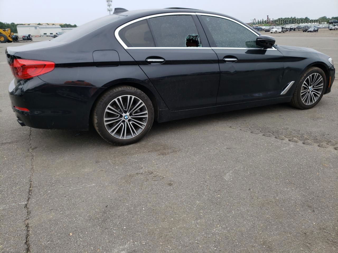 2017 Bmw 530 Xi Черный vin: WBAJA7C34HG903736