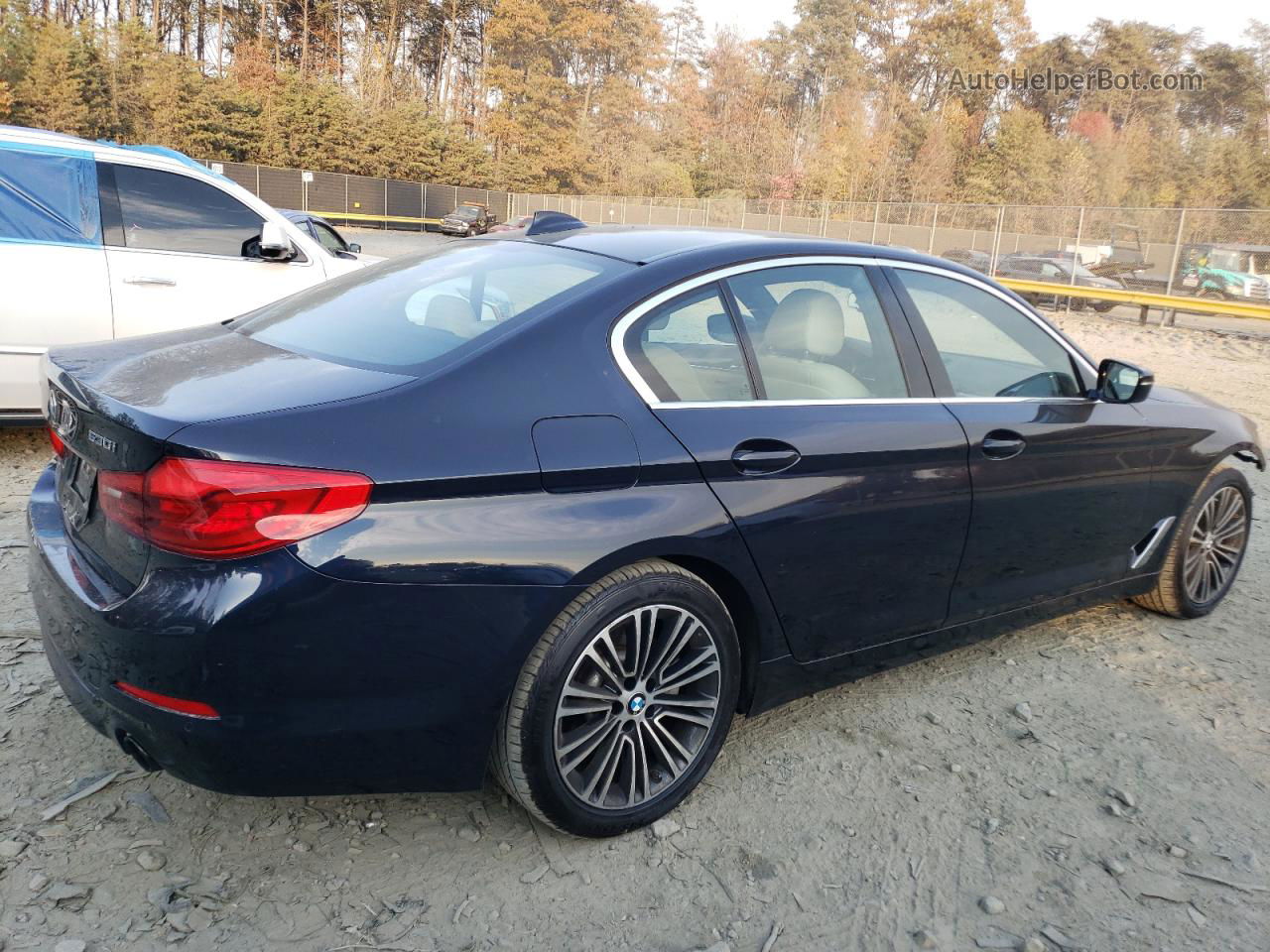 2019 Bmw 530 Xi Blue vin: WBAJA7C53KWW32683