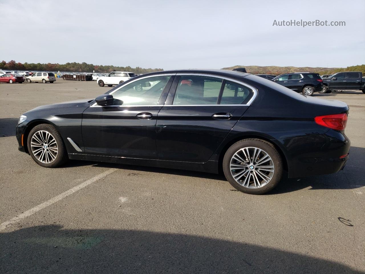 2018 Bmw 530 Xi Черный vin: WBAJA7C54JWC75385