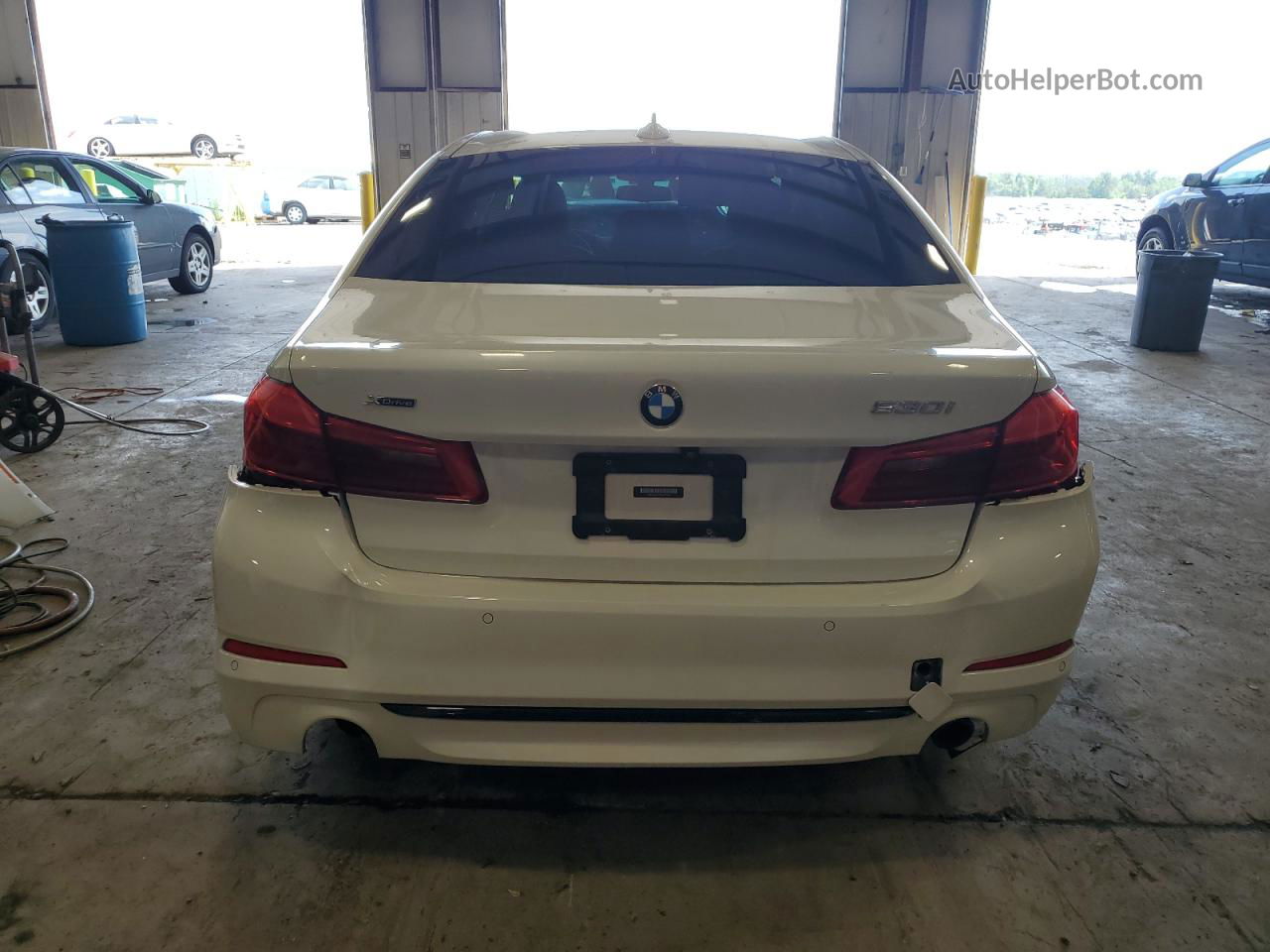 2019 Bmw 530 Xi White vin: WBAJA7C57KWC77536