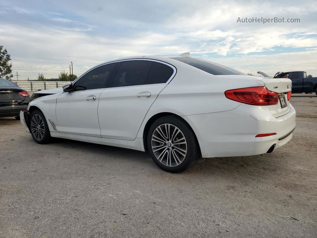 2019 Bmw 530 Xi White vin: WBAJA7C57KWW17135