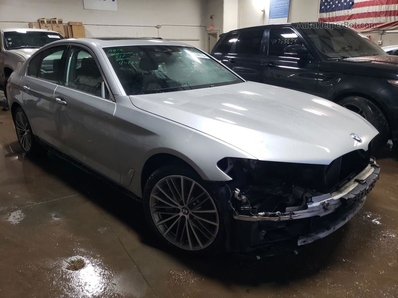 2018 Bmw 530 Xi Silver vin: WBAJA7C58JG908641