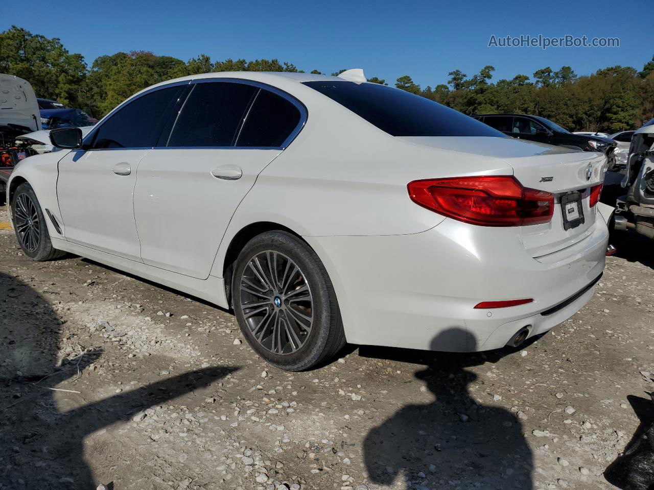 2019 Bmw 530 Xi White vin: WBAJA7C58KG912156