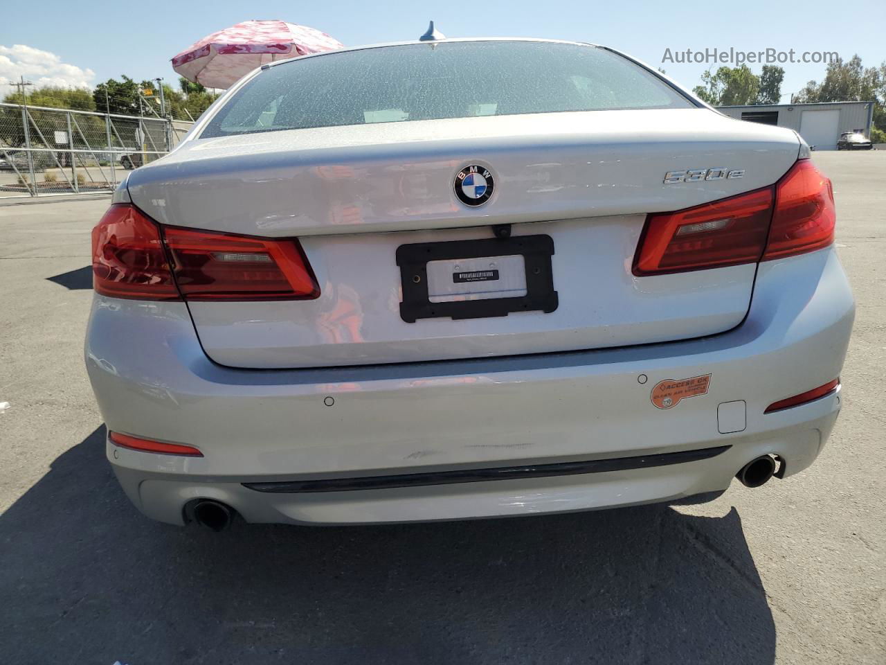 2020 Bmw 530e  Silver vin: WBAJA9C00LCD89288