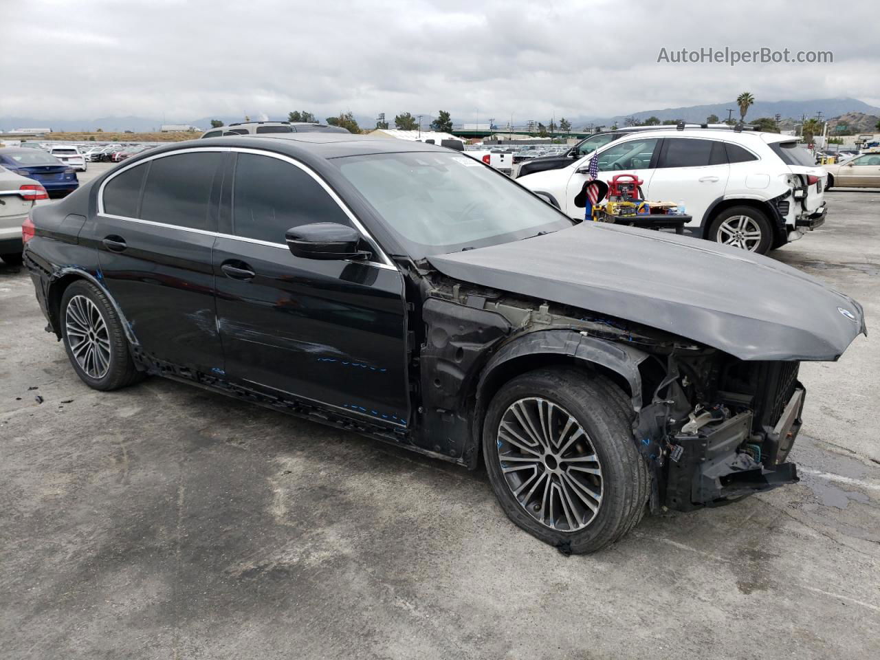 2020 Bmw 530e  Black vin: WBAJA9C08LCE40200