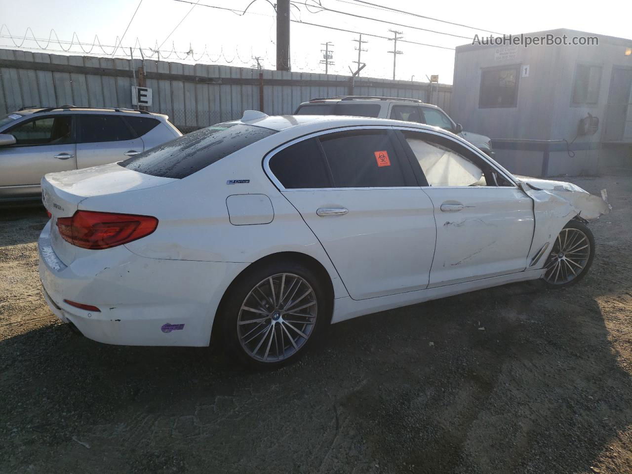 2018 Bmw 530e  White vin: WBAJA9C56JB251220