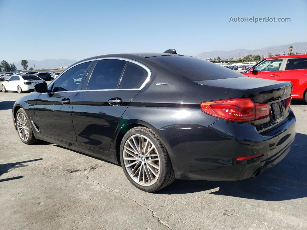 2019 Bmw 530e  Black vin: WBAJA9C57KB389155