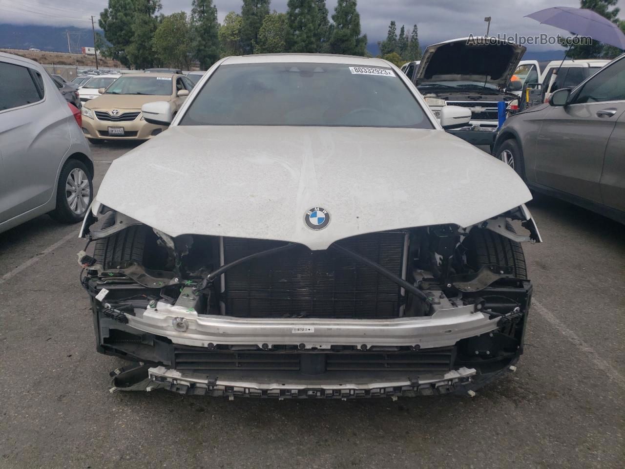 2019 Bmw 530e  White vin: WBAJA9C57KB399118