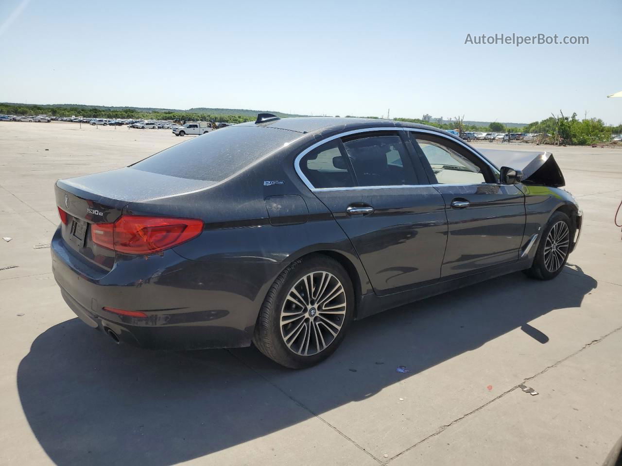 2018 Bmw 530e  Серый vin: WBAJA9C58JB249808