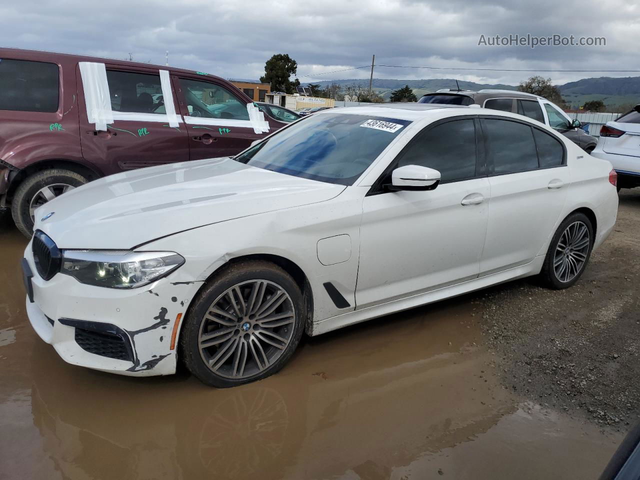 2019 Bmw 530e  White vin: WBAJA9C59KB393157