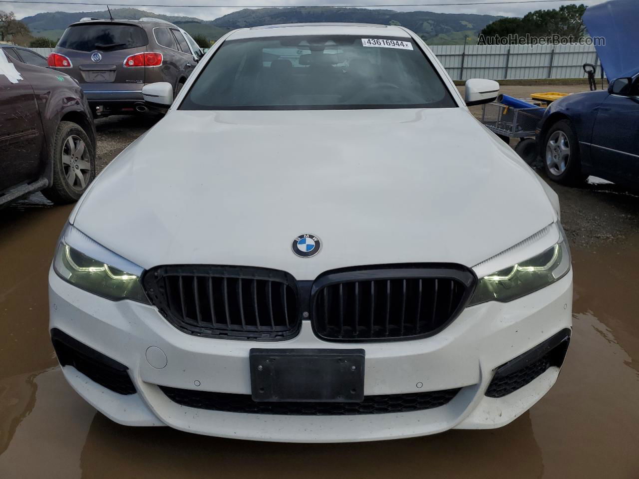 2019 Bmw 530e  Белый vin: WBAJA9C59KB393157