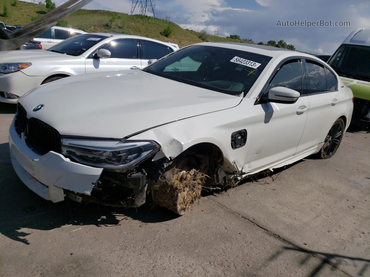 2019 Bmw 530xe  Белый vin: WBAJB1C56KB376623