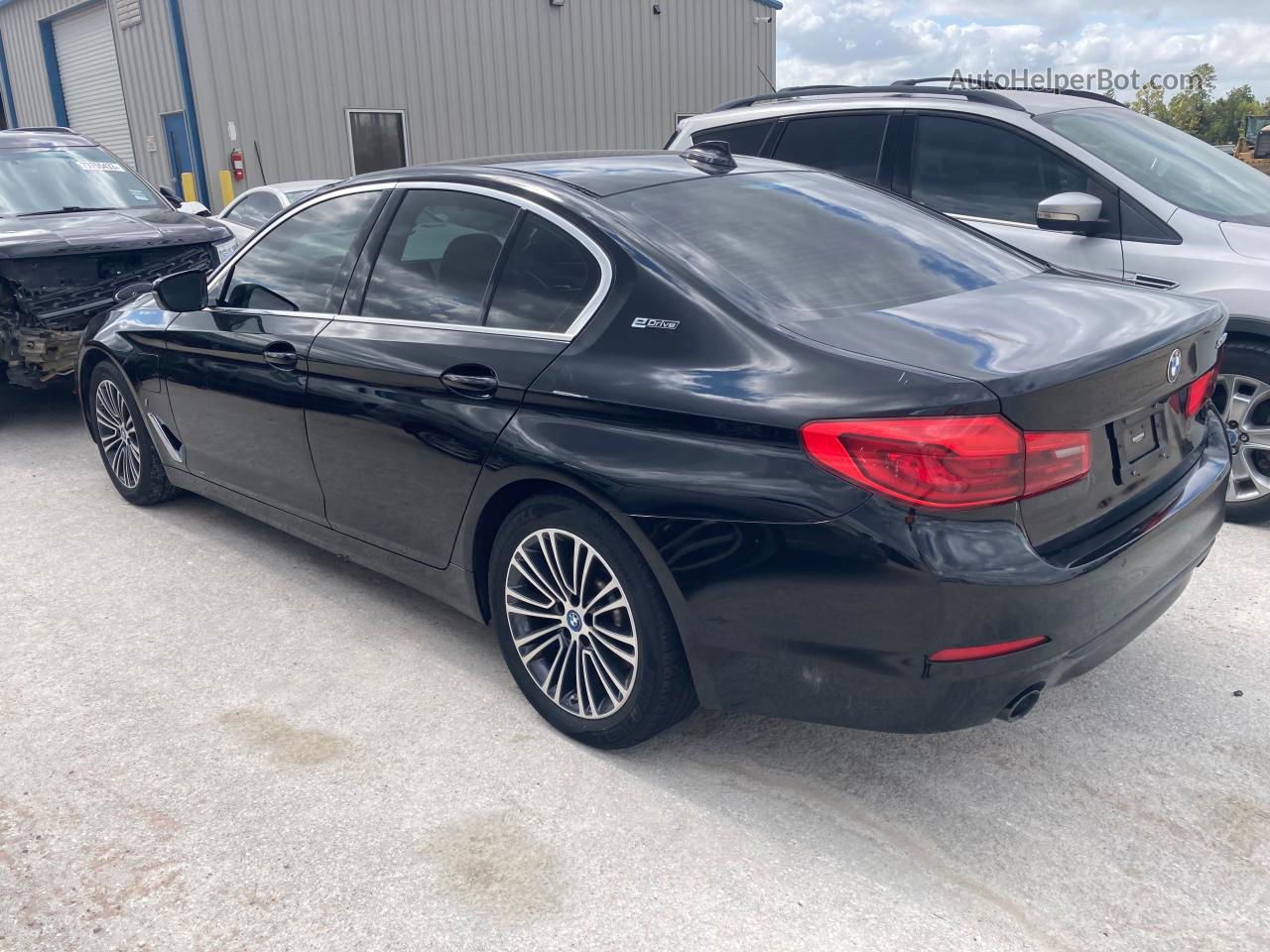 2019 Bmw 530xe  Black vin: WBAJB1C58KB375778