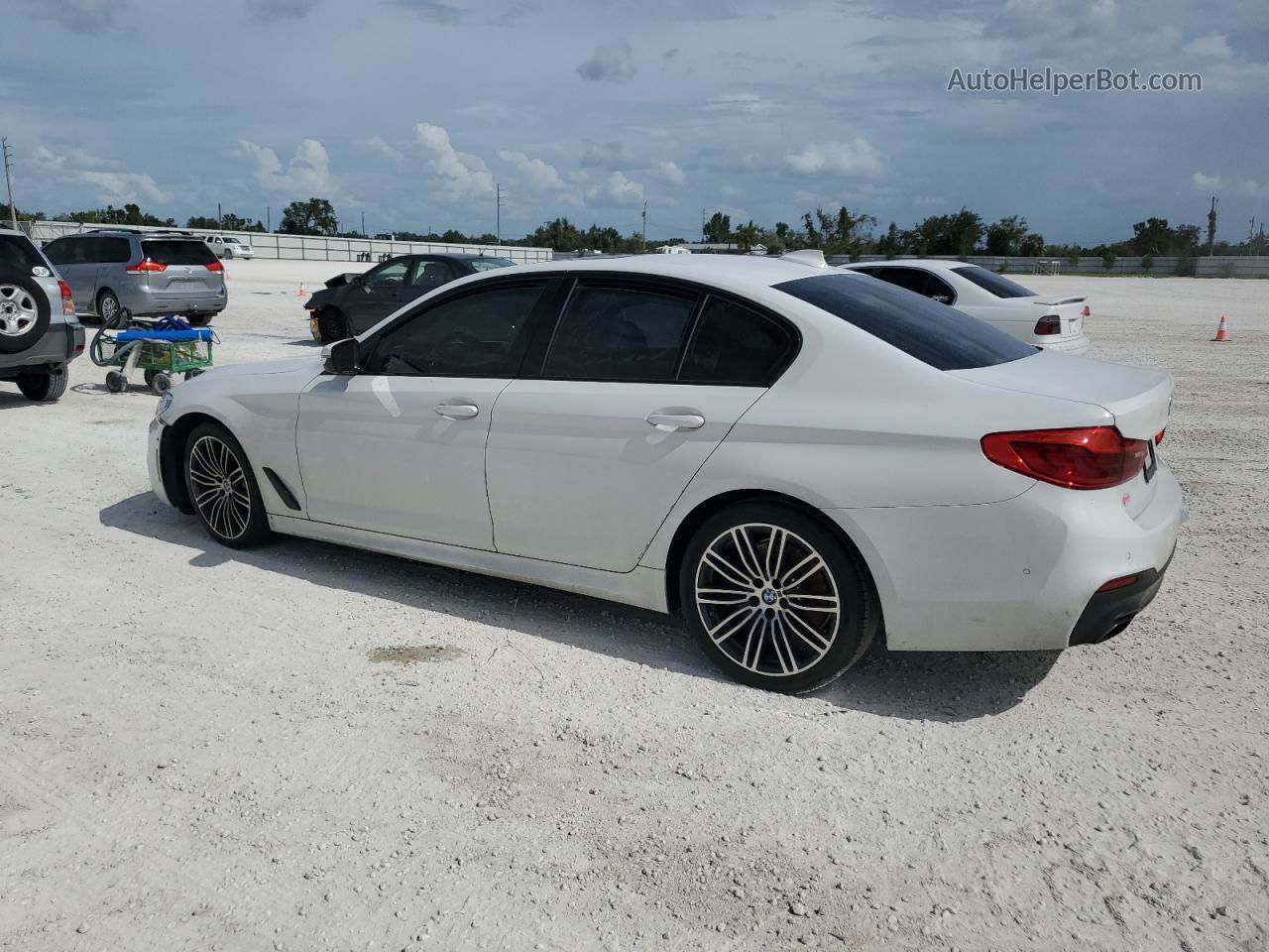 2019 Bmw 540 I White vin: WBAJE5C53KG919198