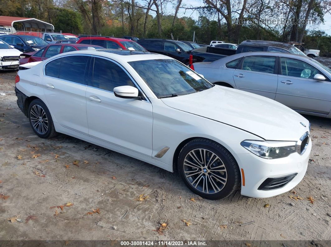 2019 Bmw 540i   Белый vin: WBAJE5C53KWW11731