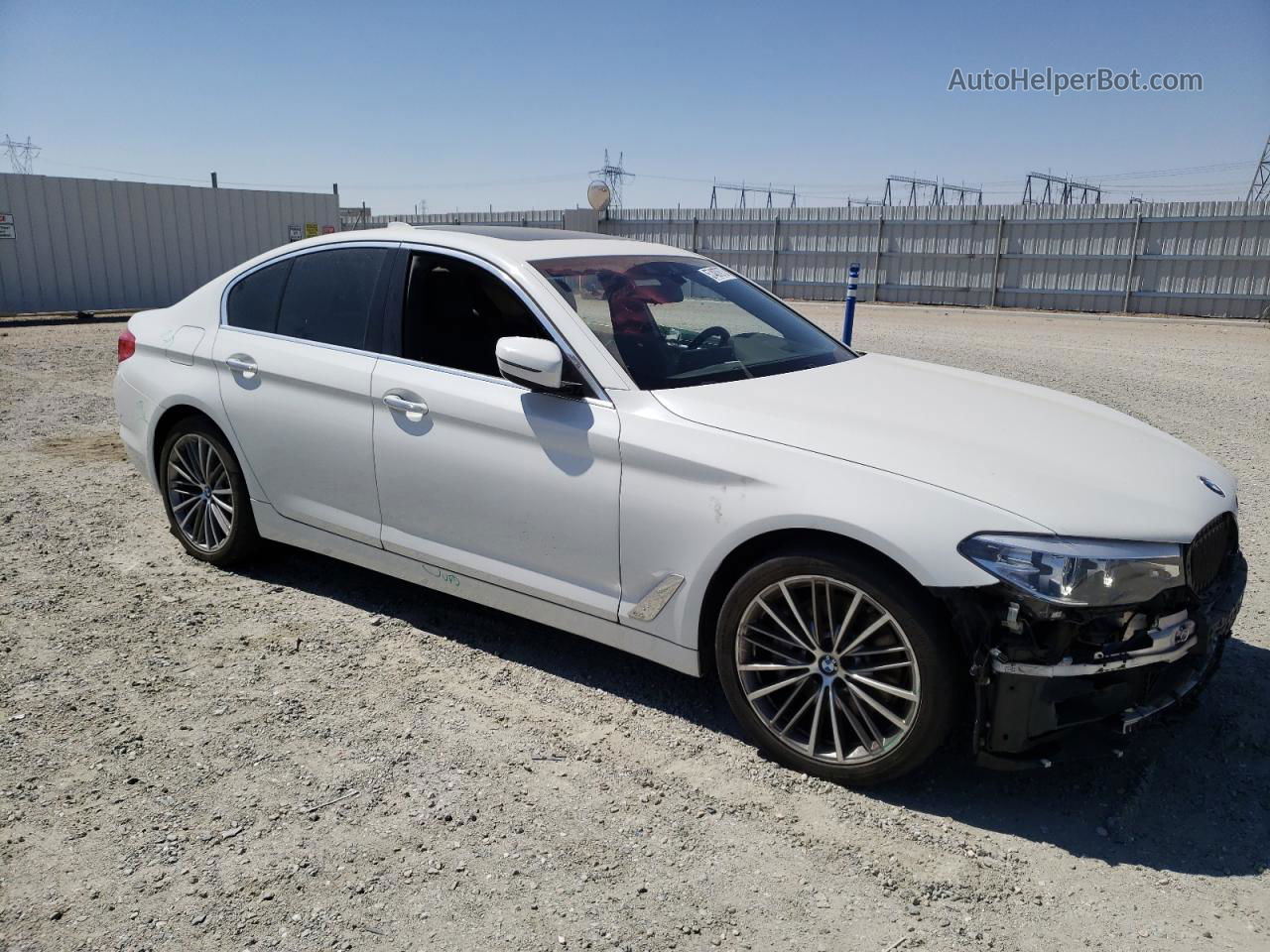 2018 Bmw 540 I Белый vin: WBAJE5C58JWA93780