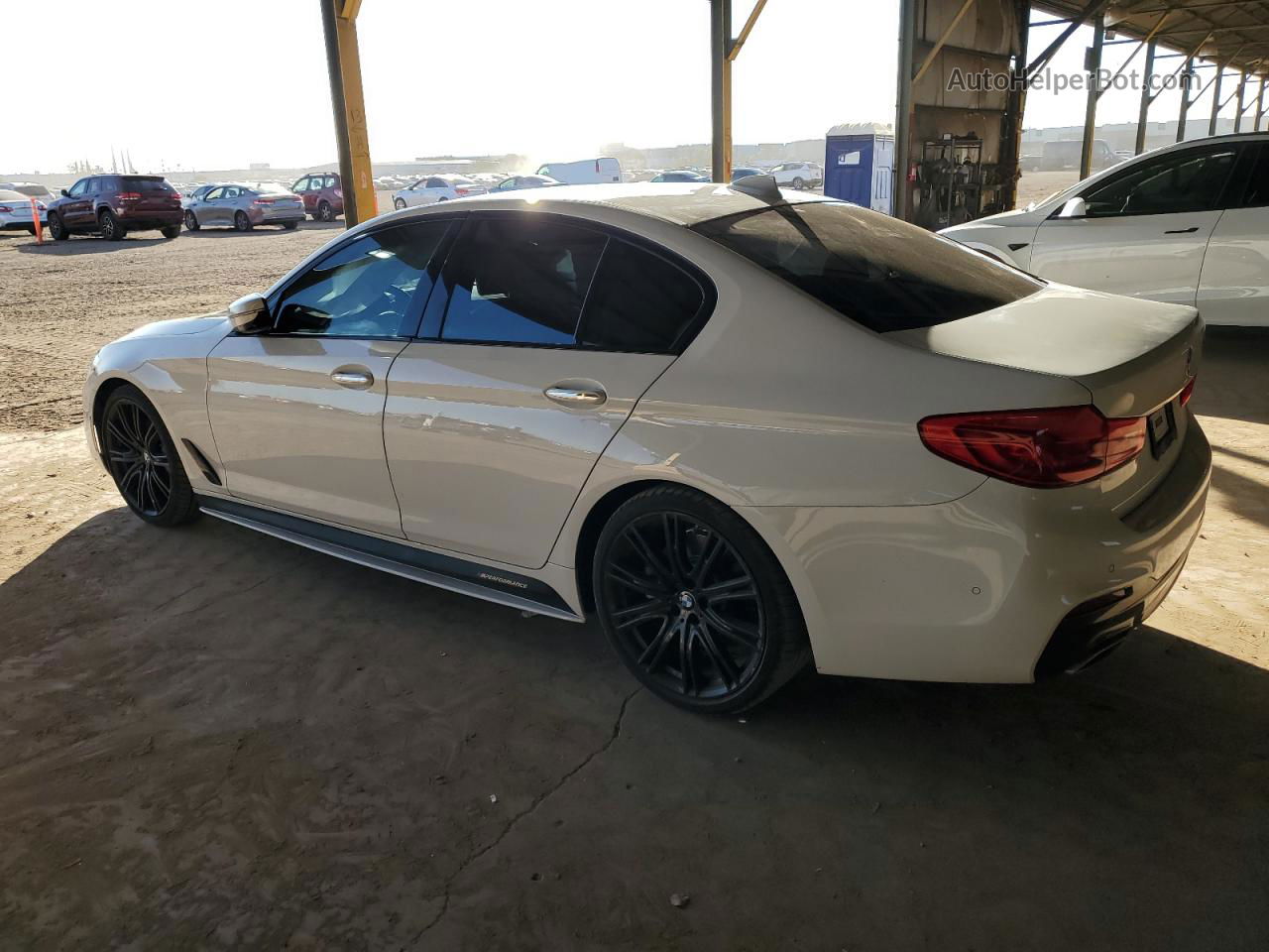 2018 Bmw 540 I White vin: WBAJE5C59JWA97529