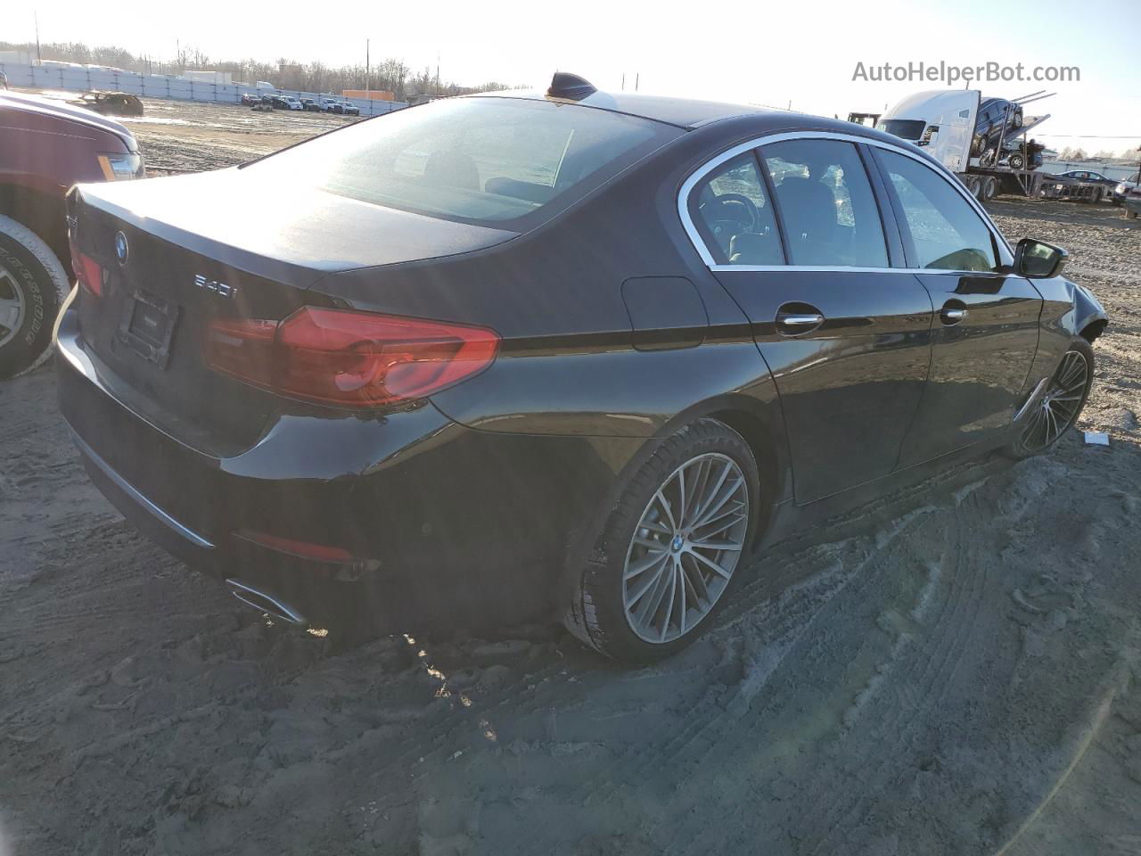 2018 Bmw 540 Xi Черный vin: WBAJE7C51JWD52377