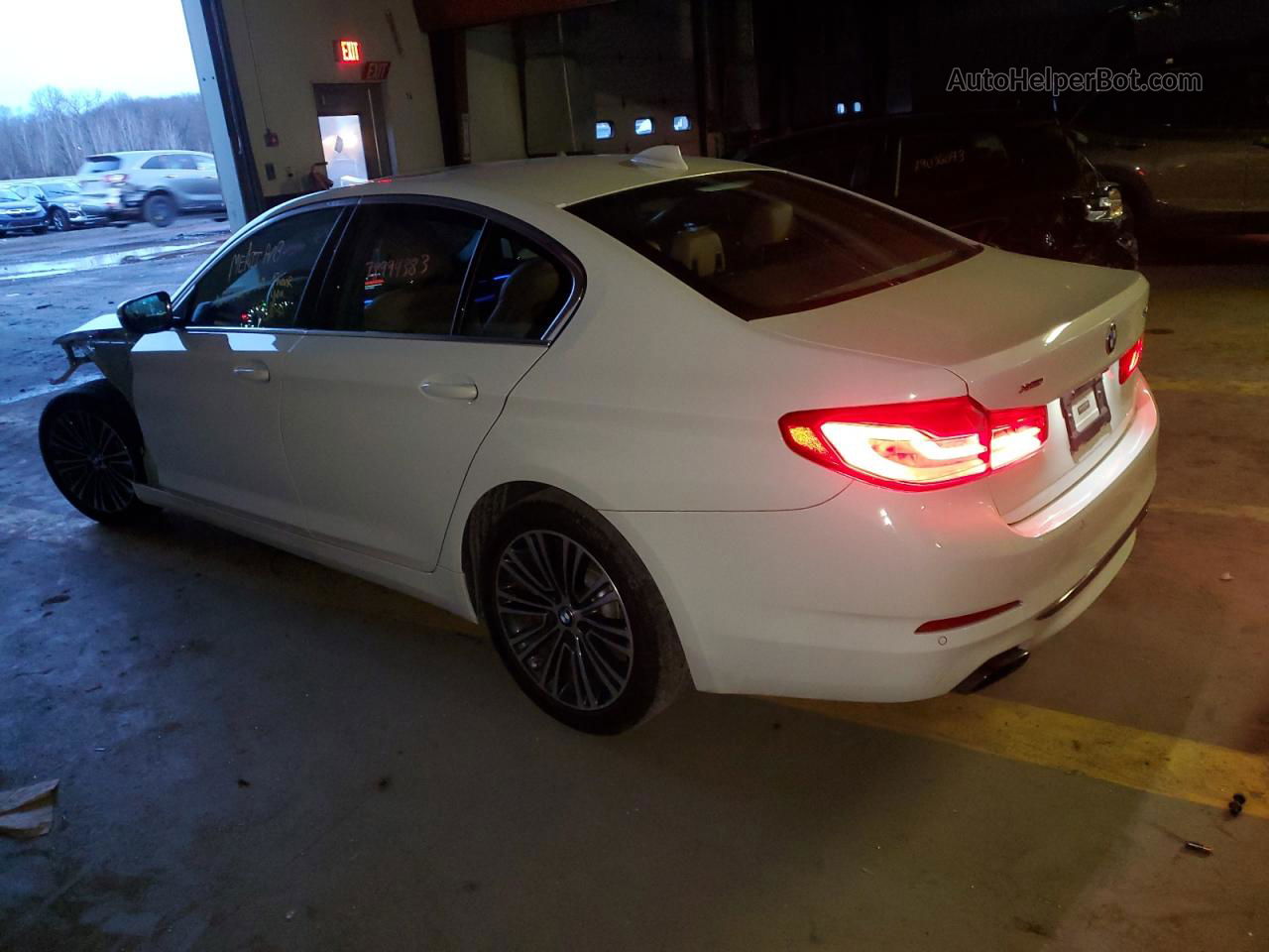 2019 Bmw 540 Xi White vin: WBAJE7C53KG893102