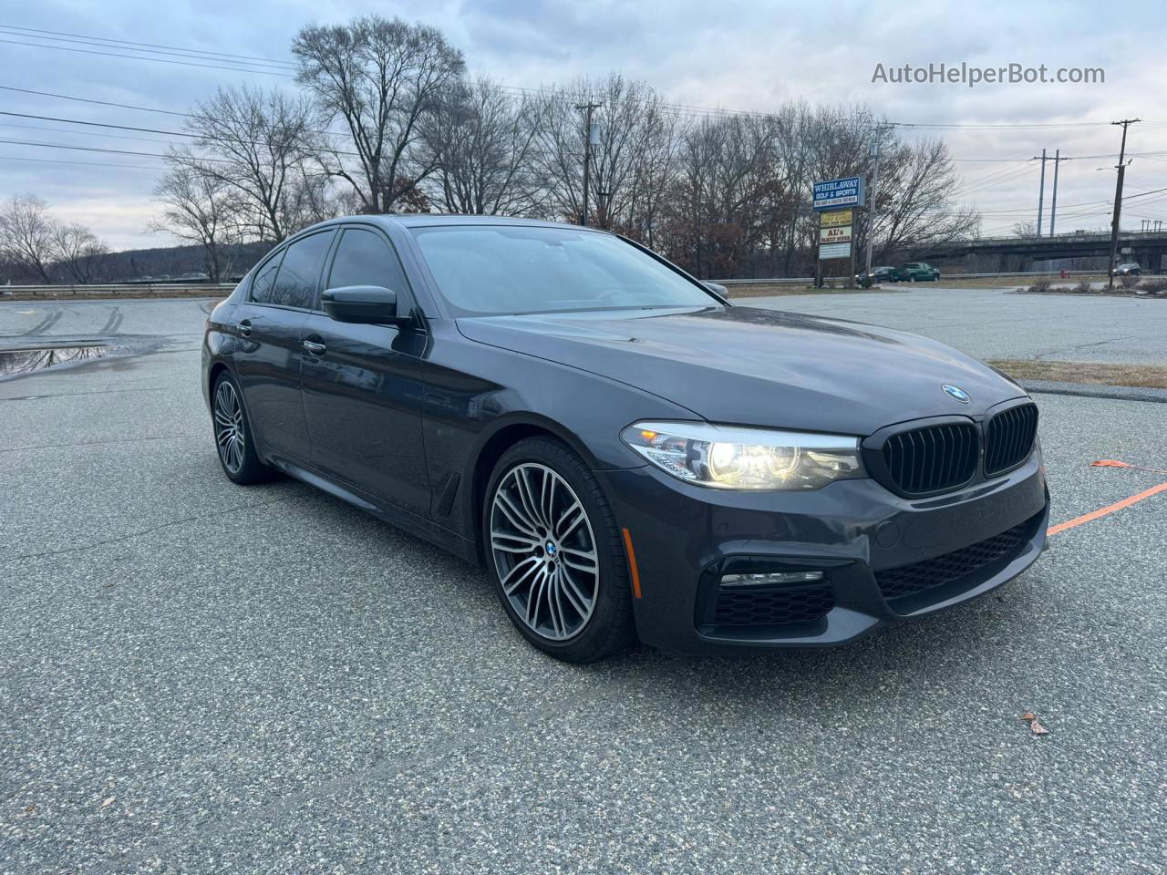 2018 Bmw 540 Xi Черный vin: WBAJE7C55JWC56364