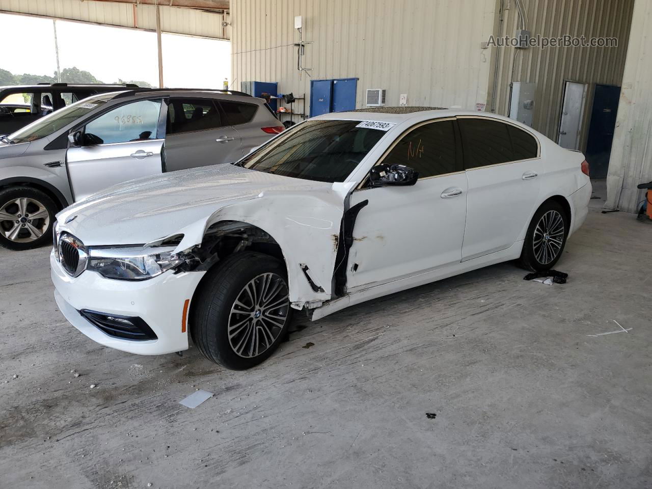 2018 Bmw 540 Xi White vin: WBAJE7C58JWC56889