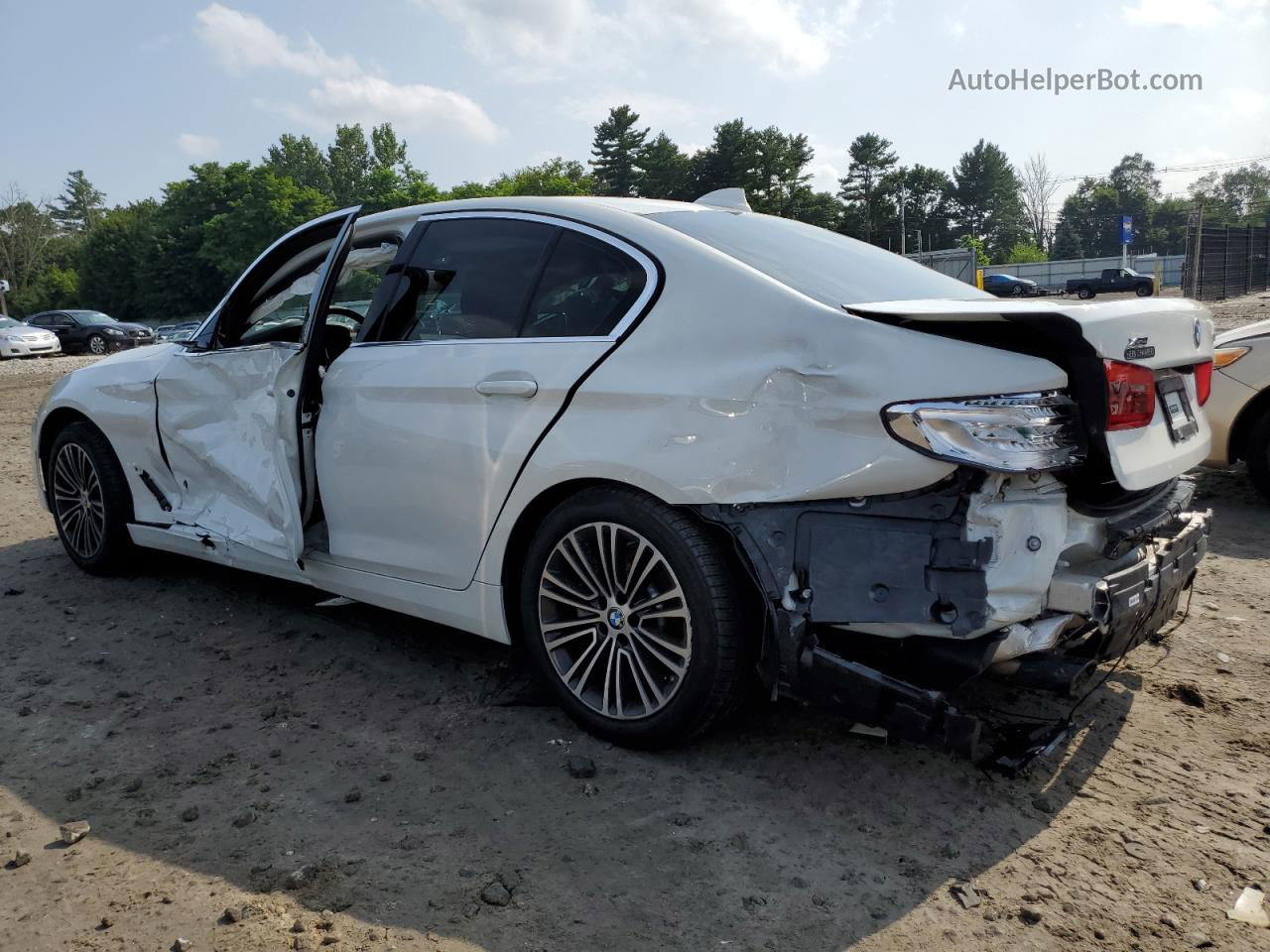 2020 Bmw 530 Xi White vin: WBAJR7C02LCE51867