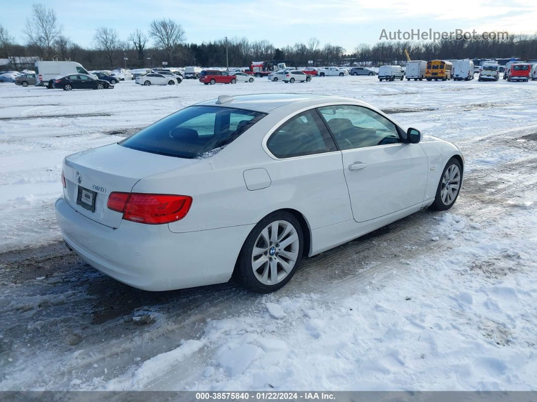 2012 Bmw 328i   Белый vin: WBAKE5C52CE756156