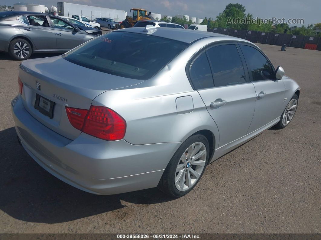 2011 Bmw 328i Xdrive Silver vin: WBAPK7C50BA772193