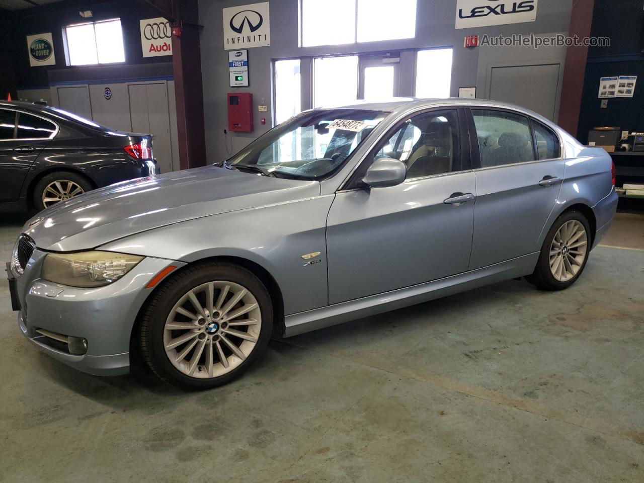 2011 Bmw 335 Xi Blue vin: WBAPL5C55BA917391