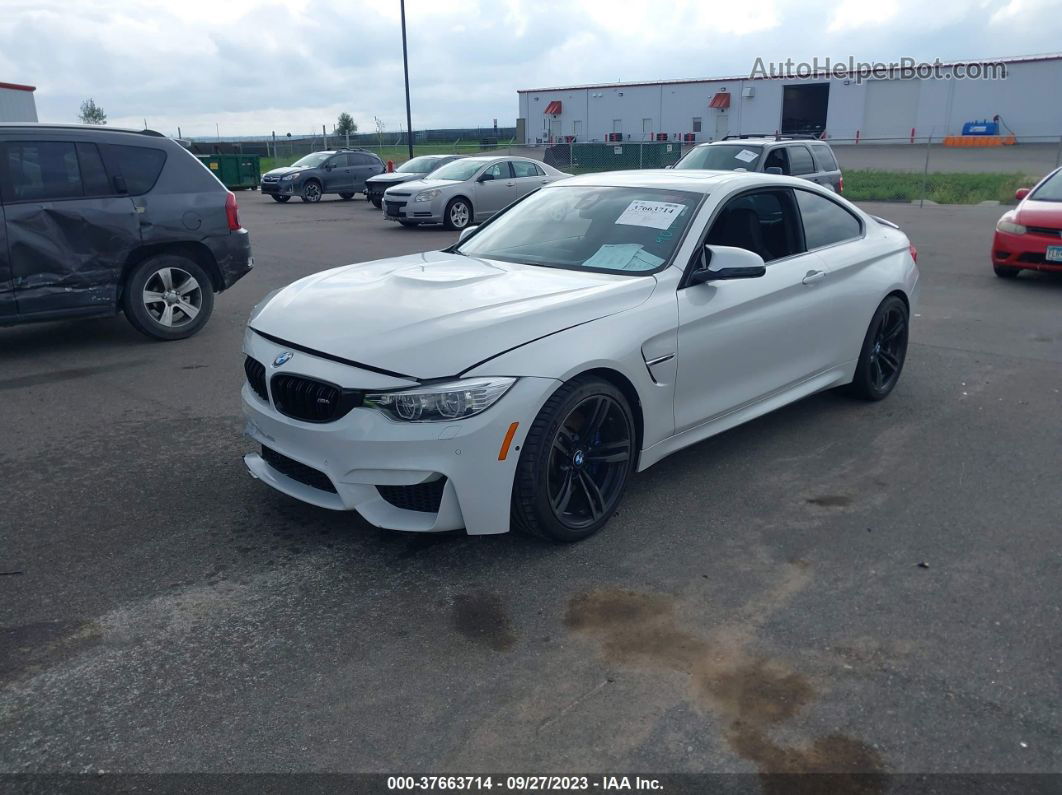 2015 Bmw M4   White vin: WBS3R9C50FK332475