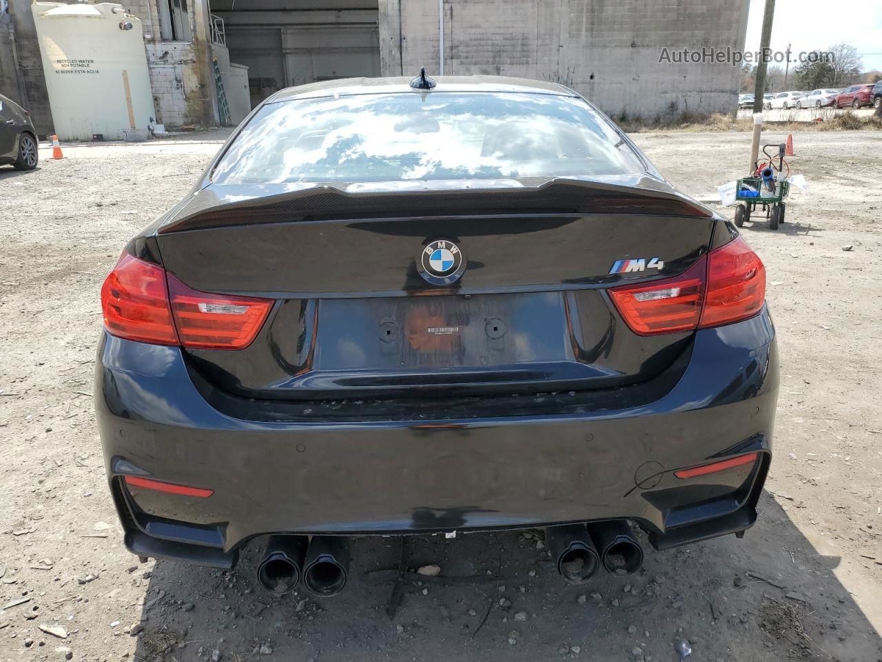 2015 Bmw M4  Black vin: WBS3R9C51FK330475