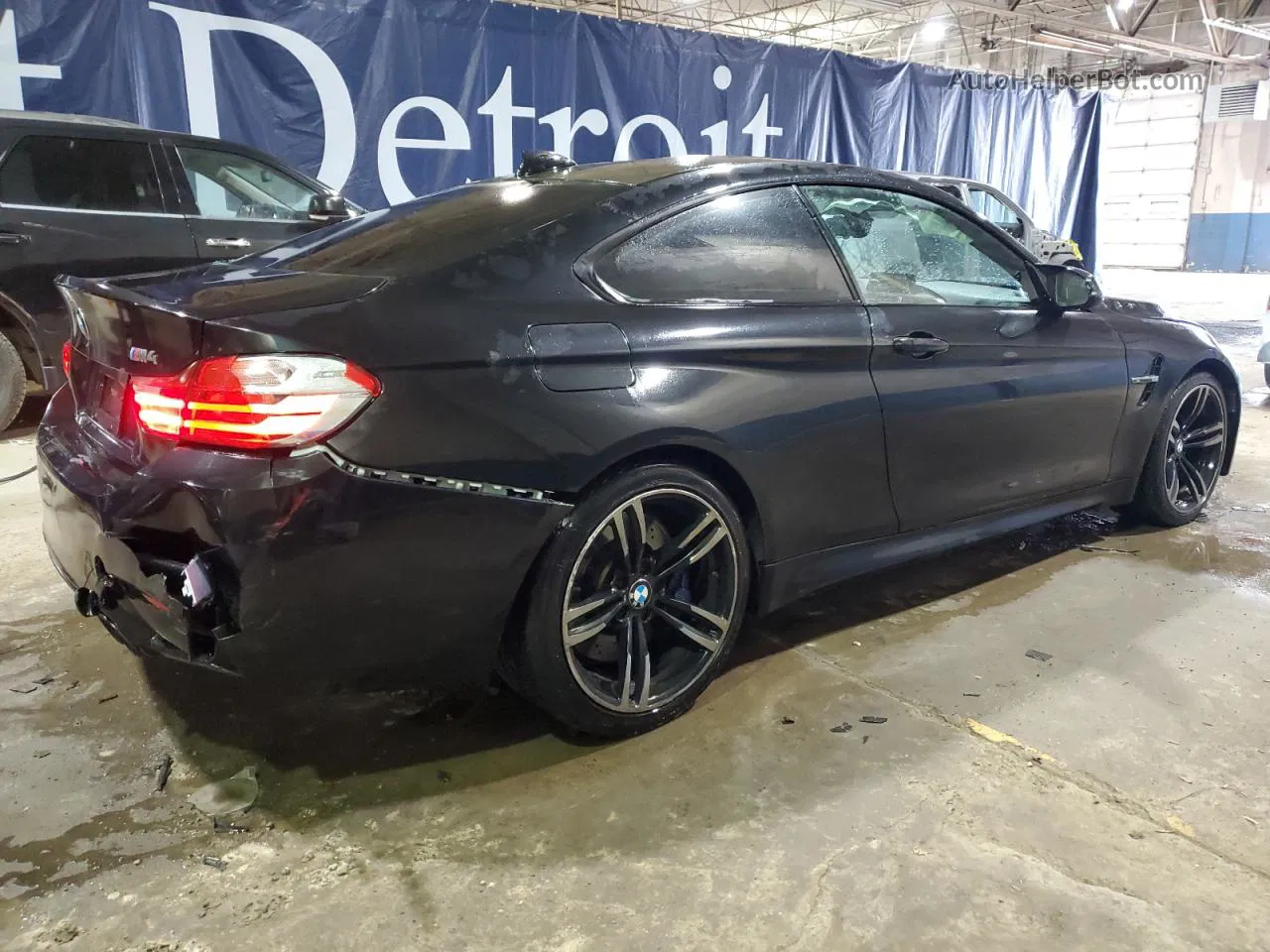 2016 Bmw M4  Угольный vin: WBS3R9C51GK338397