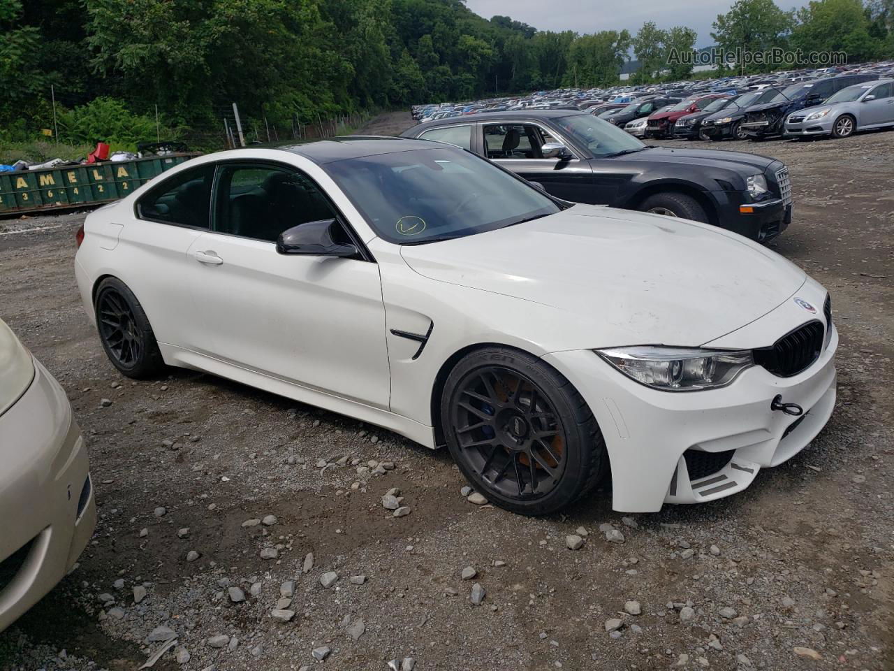 2016 Bmw M4  White vin: WBS3R9C51GK708599