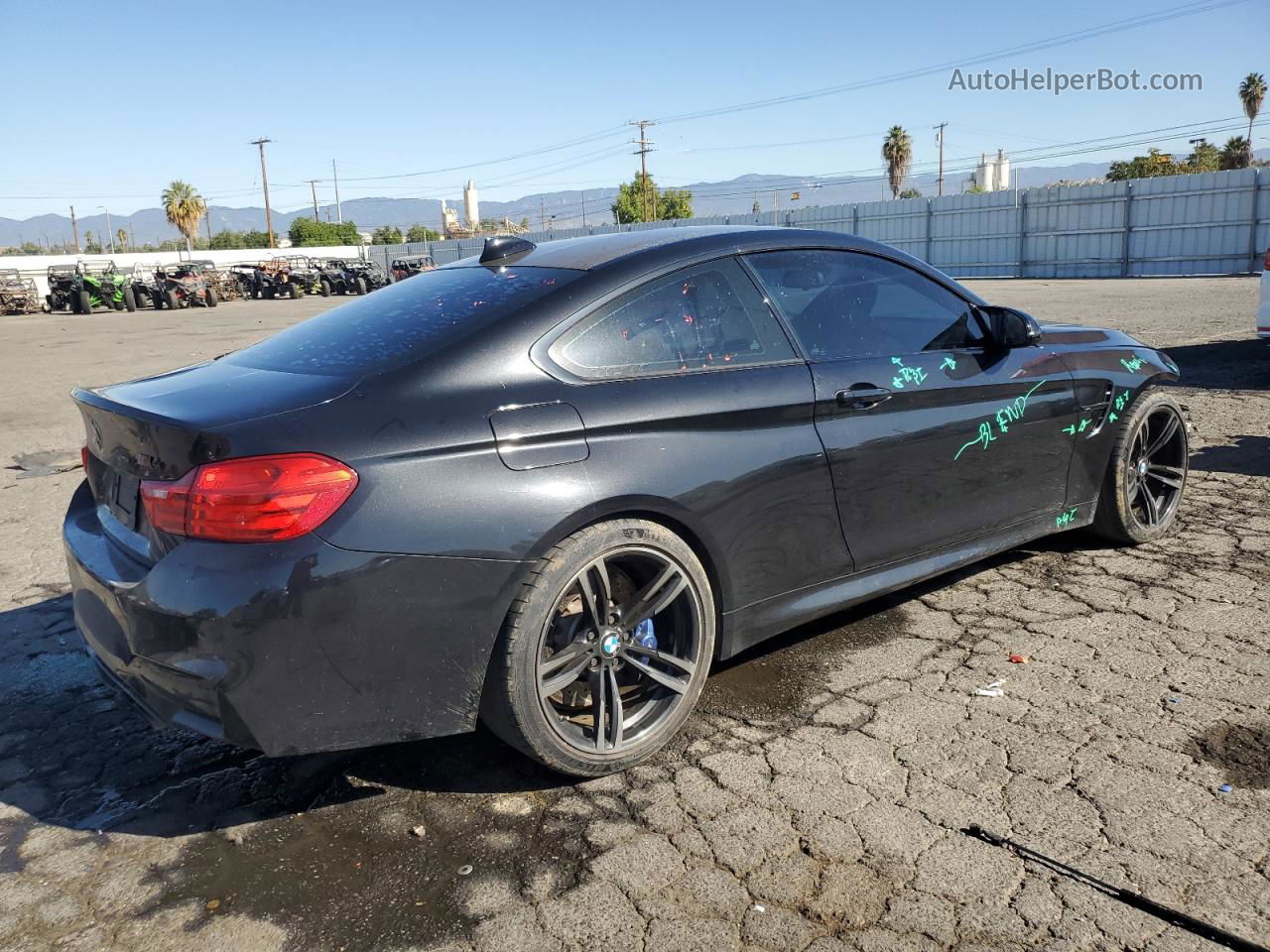 2015 Bmw M4  Black vin: WBS3R9C53FF708708